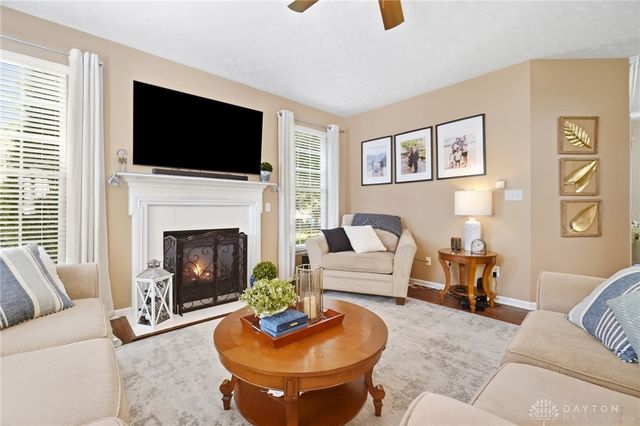 9632 Olde Georgetown Way, Centerville, OH 45458