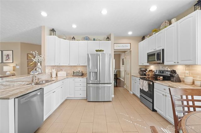 9632 Olde Georgetown Way, Centerville, OH 45458