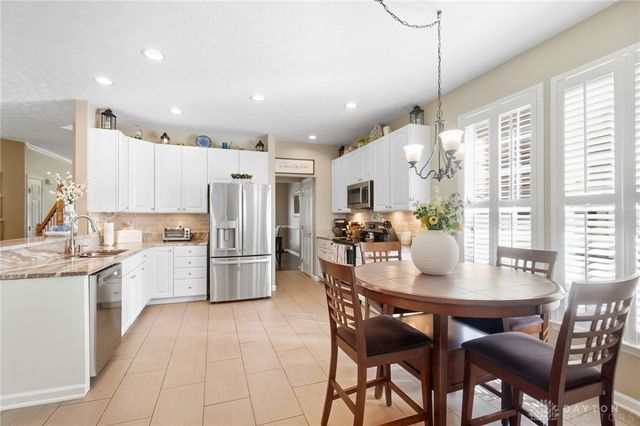 9632 Olde Georgetown Way, Centerville, OH 45458