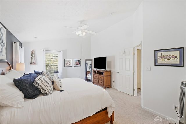9632 Olde Georgetown Way, Centerville, OH 45458