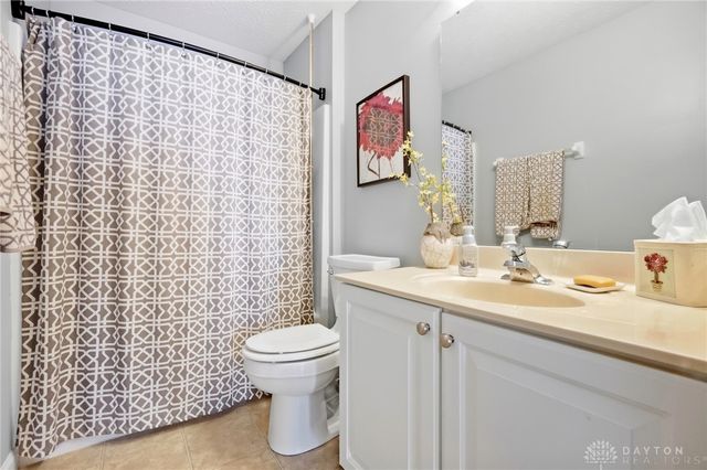 9632 Olde Georgetown Way, Centerville, OH 45458