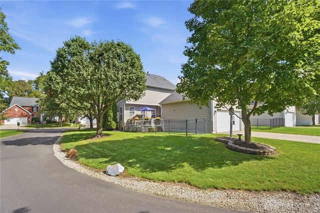 9632 Olde Georgetown Way, Centerville, OH 45458