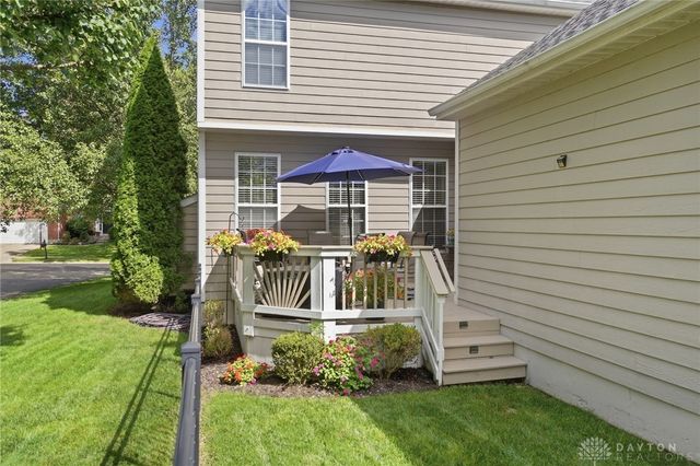 9632 Olde Georgetown Way, Centerville, OH 45458