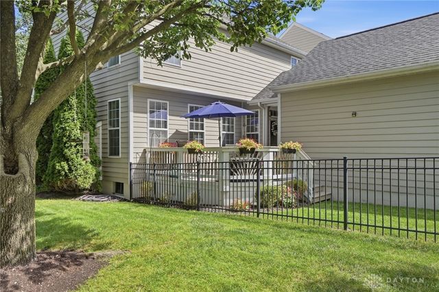 9632 Olde Georgetown Way, Centerville, OH 45458