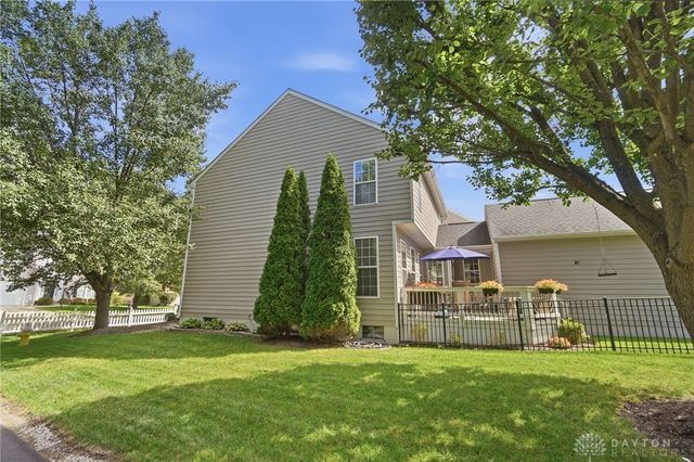 9632 Olde Georgetown Way, Centerville, OH 45458