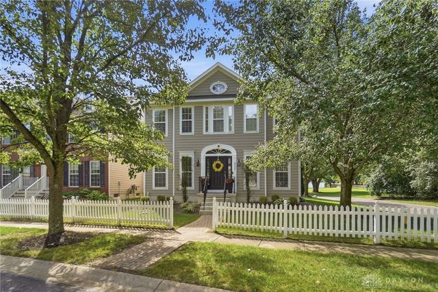 9632 Olde Georgetown Way, Centerville, OH 45458