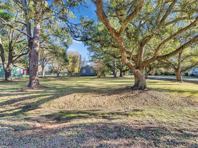 1729 Hawthorne Street, La Marque, TX 77568