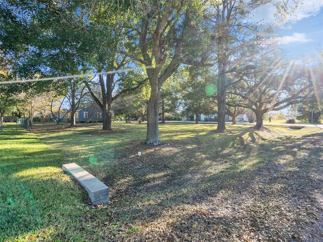 1729 Hawthorne Street, La Marque, TX 77568