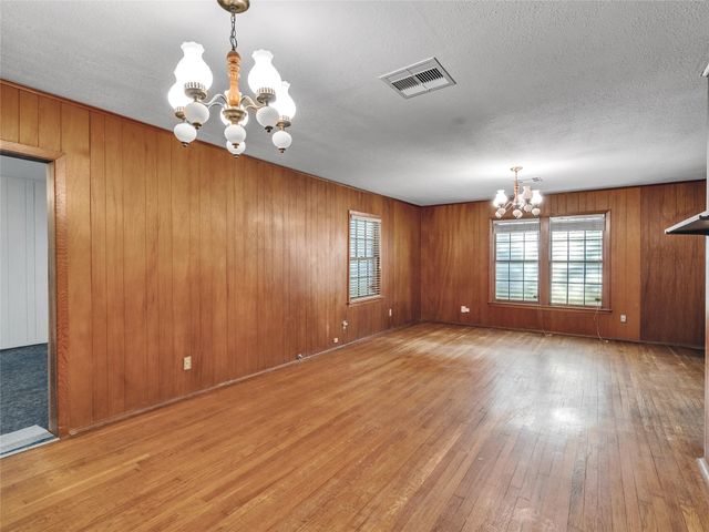 1729 Hawthorne Street, La Marque, TX 77568