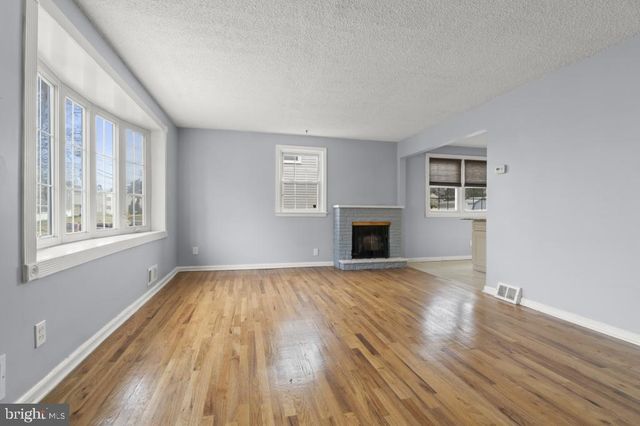 7270 GITHENS AVE, Pennsauken, NJ 08109