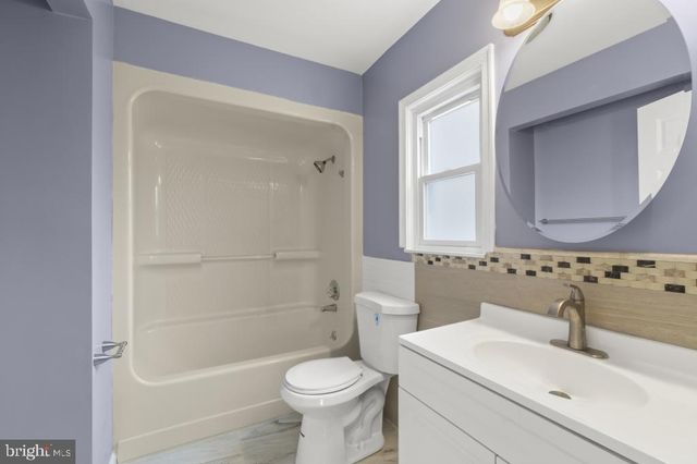 7270 GITHENS AVE, Pennsauken, NJ 08109