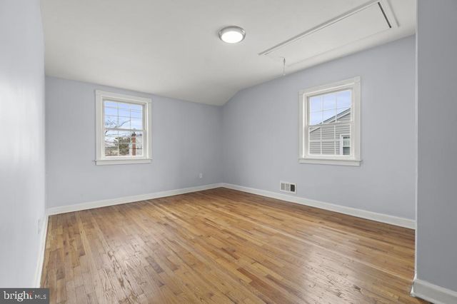 7270 GITHENS AVE, Pennsauken, NJ 08109