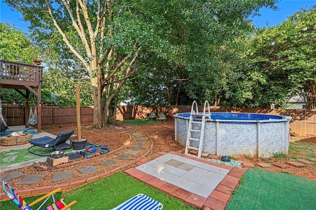 409 Bear Cub Path, Social Circle, GA 30025