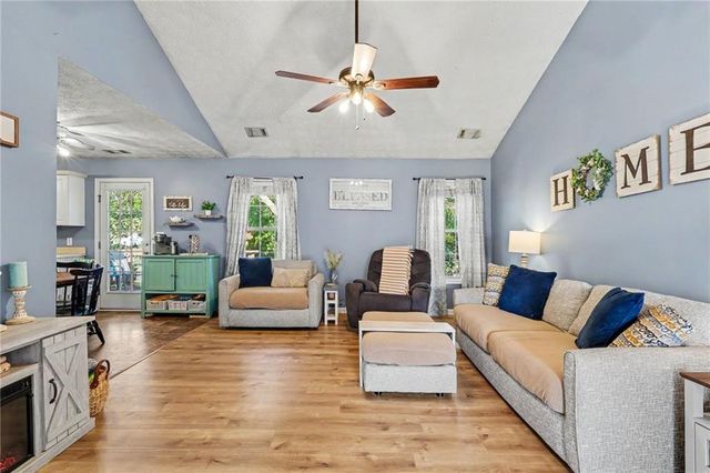 409 Bear Cub Path, Social Circle, GA 30025