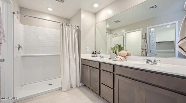 4545 E AMETHYST Lane, San Tan Valley, AZ 85143