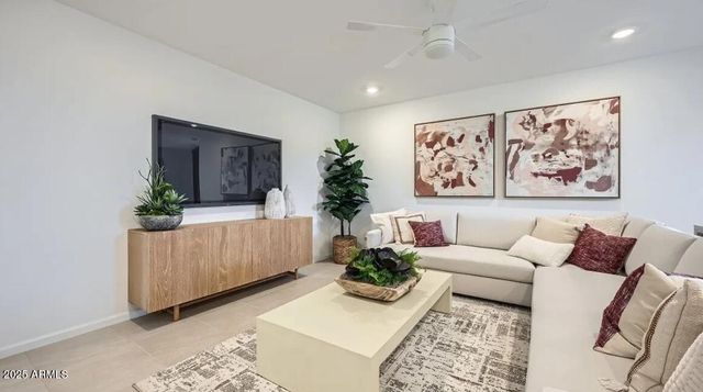 4545 E AMETHYST Lane, San Tan Valley, AZ 85143