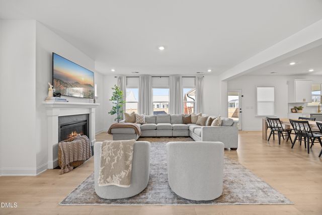 604 Salmonberry Drive, Holly Springs, NC 27540