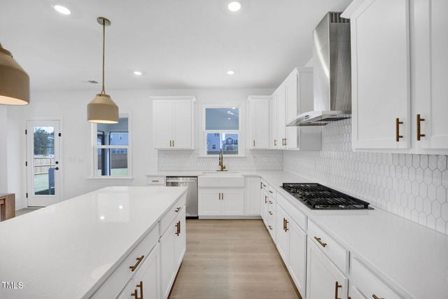 604 Salmonberry Drive, Holly Springs, NC 27540