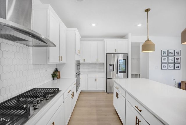 604 Salmonberry Drive, Holly Springs, NC 27540