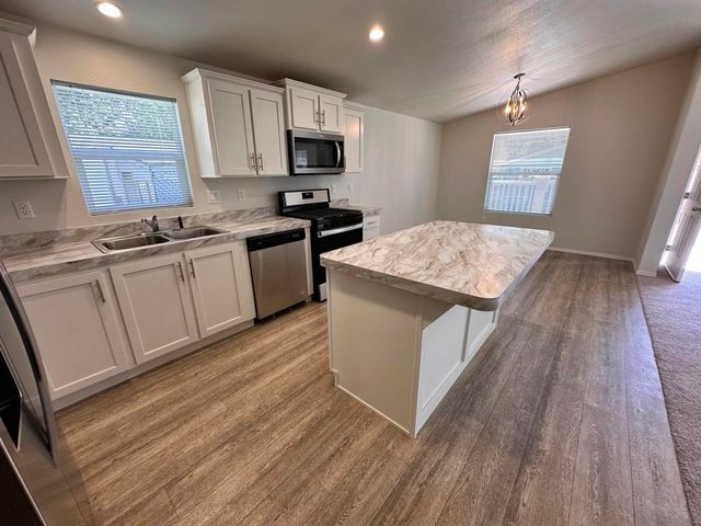 22899 Byron Road 53, Crestline, CA 92325