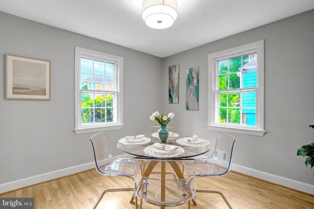 1032 N MONTANA ST, Arlington, VA 22205