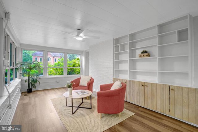 1032 N MONTANA ST, Arlington, VA 22205