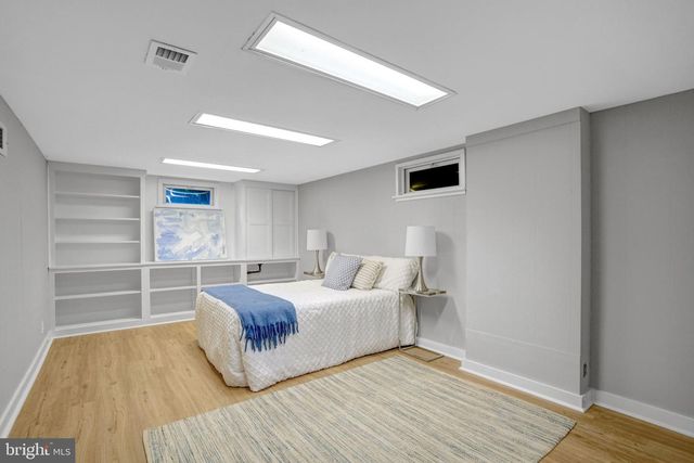 1032 N MONTANA ST, Arlington, VA 22205
