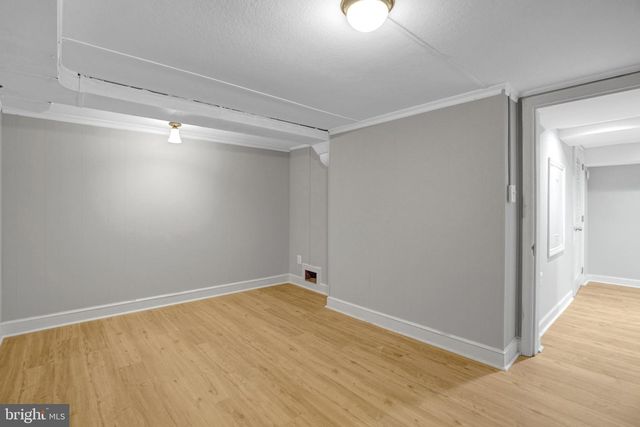 1032 N MONTANA ST, Arlington, VA 22205