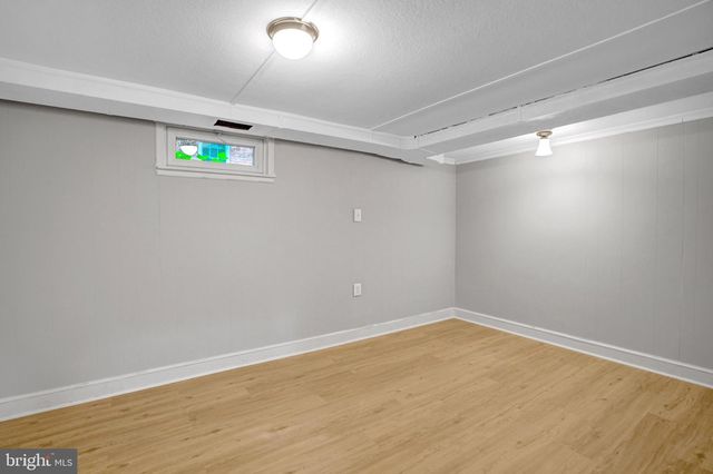 1032 N MONTANA ST, Arlington, VA 22205
