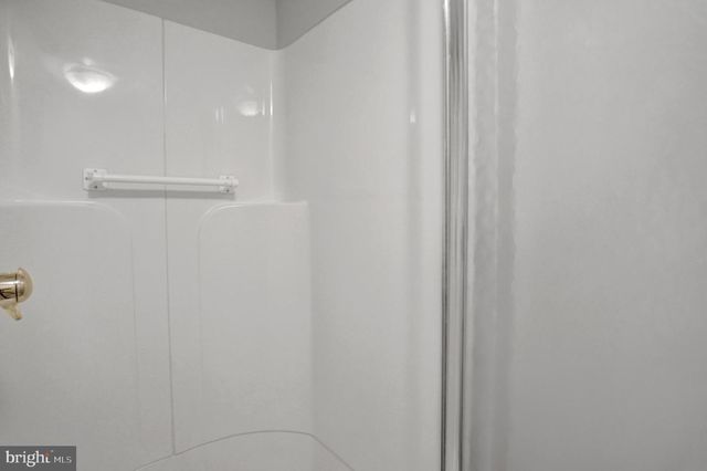 1032 N MONTANA ST, Arlington, VA 22205