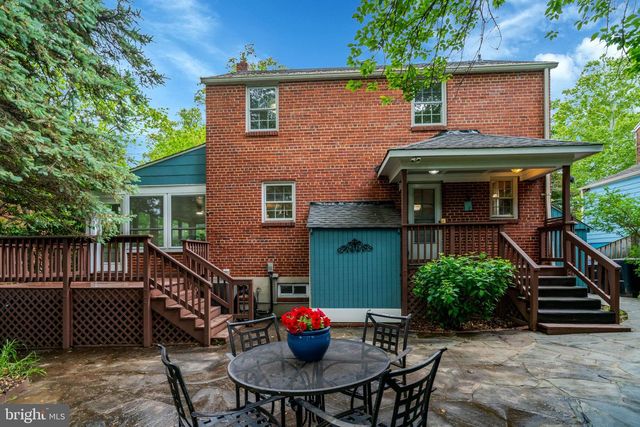 1032 N MONTANA ST, Arlington, VA 22205