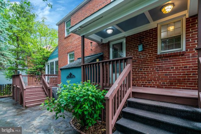 1032 N MONTANA ST, Arlington, VA 22205