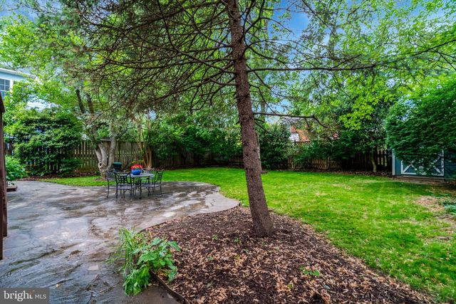 1032 N MONTANA ST, Arlington, VA 22205