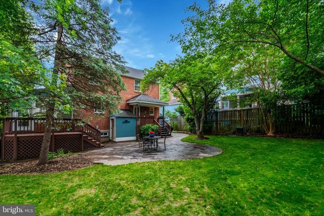 1032 N MONTANA ST, Arlington, VA 22205