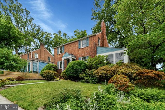 1032 N MONTANA ST, Arlington, VA 22205