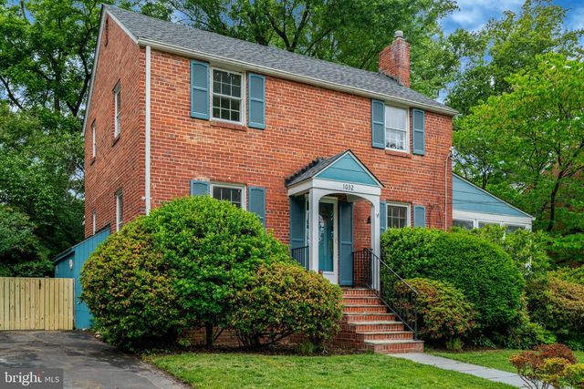 1032 N MONTANA ST, Arlington, VA 22205