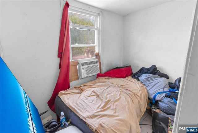135 N 4th Street, Paterson, NJ 07522