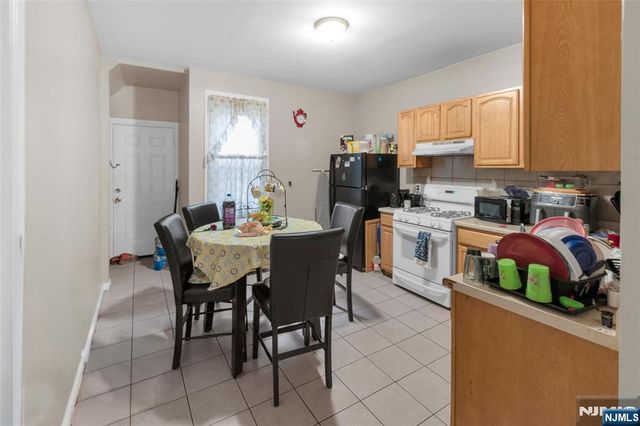 135 N 4th Street, Paterson, NJ 07522