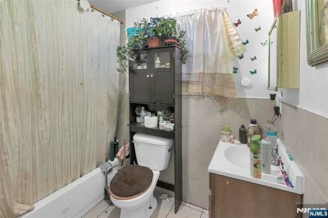 135 N 4th Street, Paterson, NJ 07522