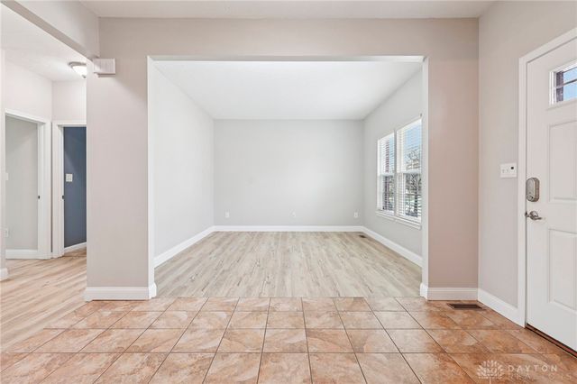 9452 Oak Brook Drive, Centerville, OH 45458