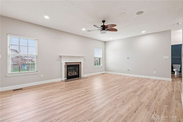 9452 Oak Brook Drive, Centerville, OH 45458