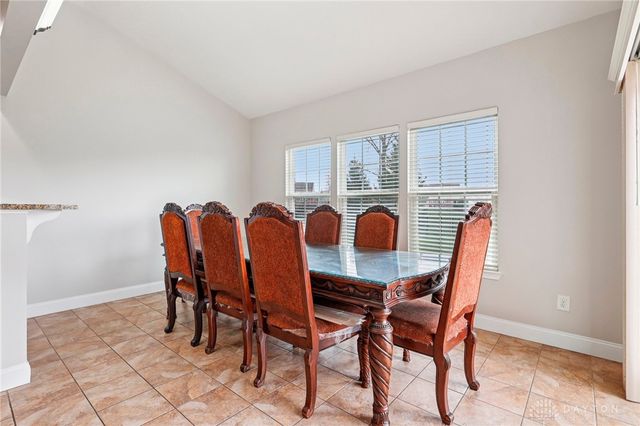 9452 Oak Brook Drive, Centerville, OH 45458