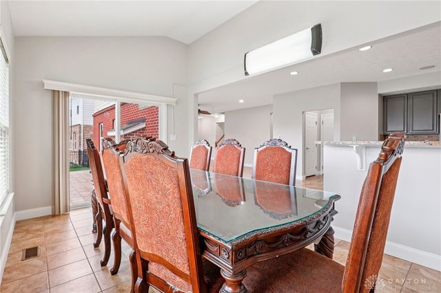 9452 Oak Brook Drive, Centerville, OH 45458