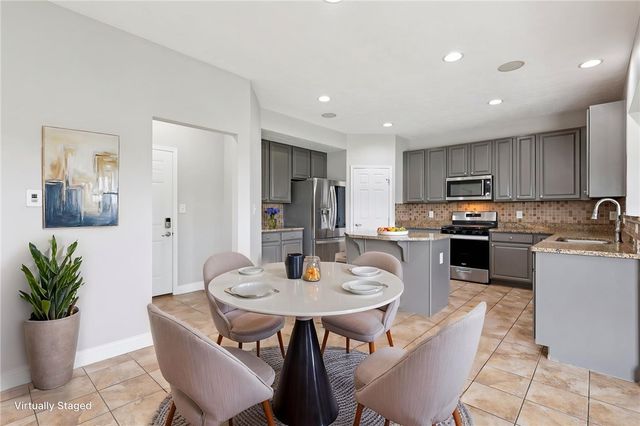 9452 Oak Brook Drive, Centerville, OH 45458