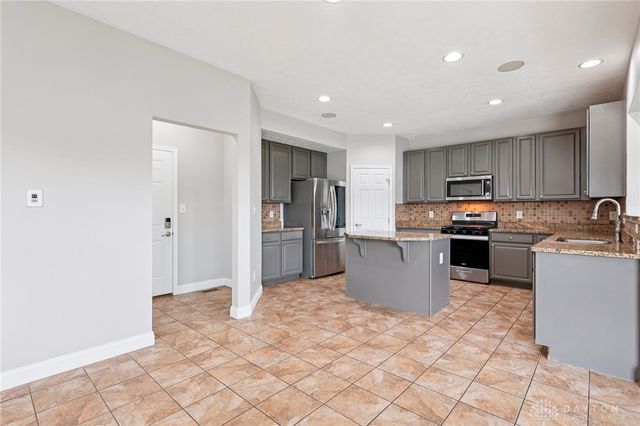 9452 Oak Brook Drive, Centerville, OH 45458