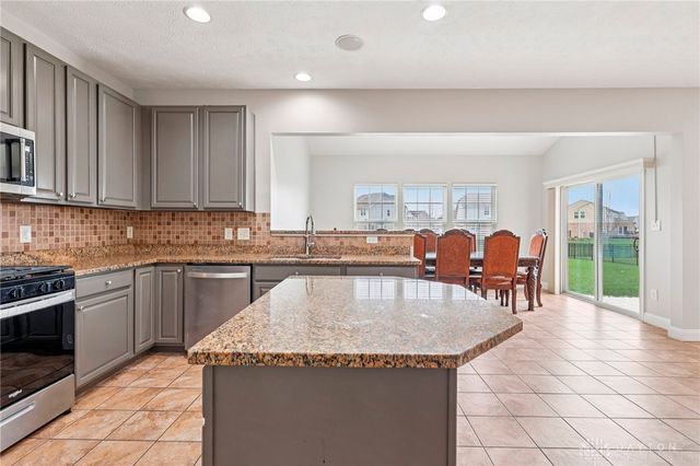 9452 Oak Brook Drive, Centerville, OH 45458