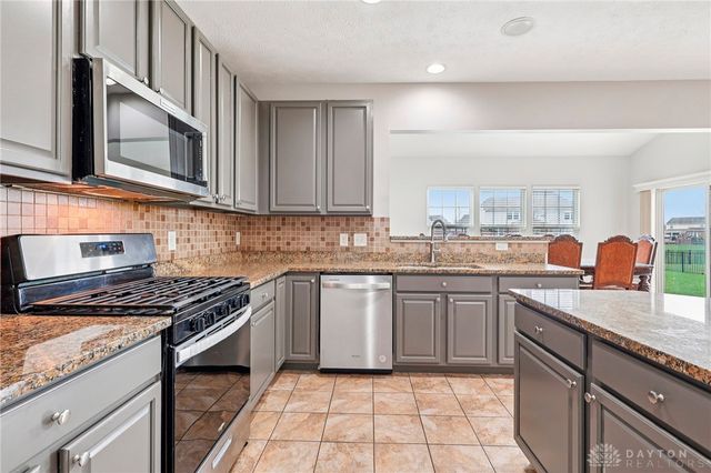 9452 Oak Brook Drive, Centerville, OH 45458