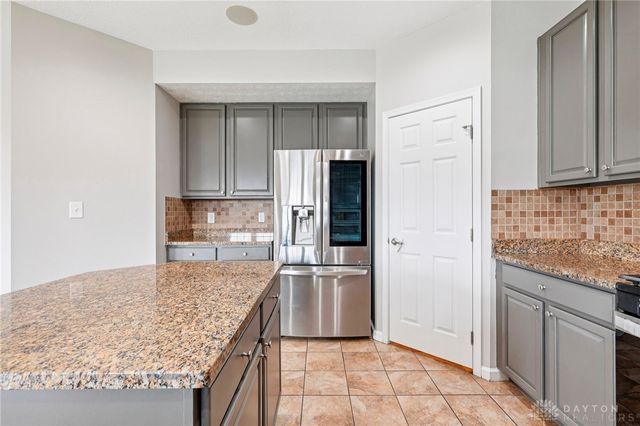 9452 Oak Brook Drive, Centerville, OH 45458