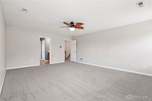 9452 Oak Brook Drive, Centerville, OH 45458