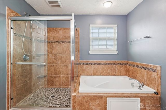 9452 Oak Brook Drive, Centerville, OH 45458